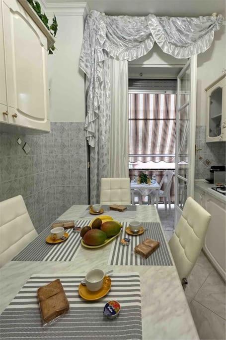 Casa Eleonora: A 5 Min Dal Mare + Free Parking Apartamento Ventimiglia Exterior foto